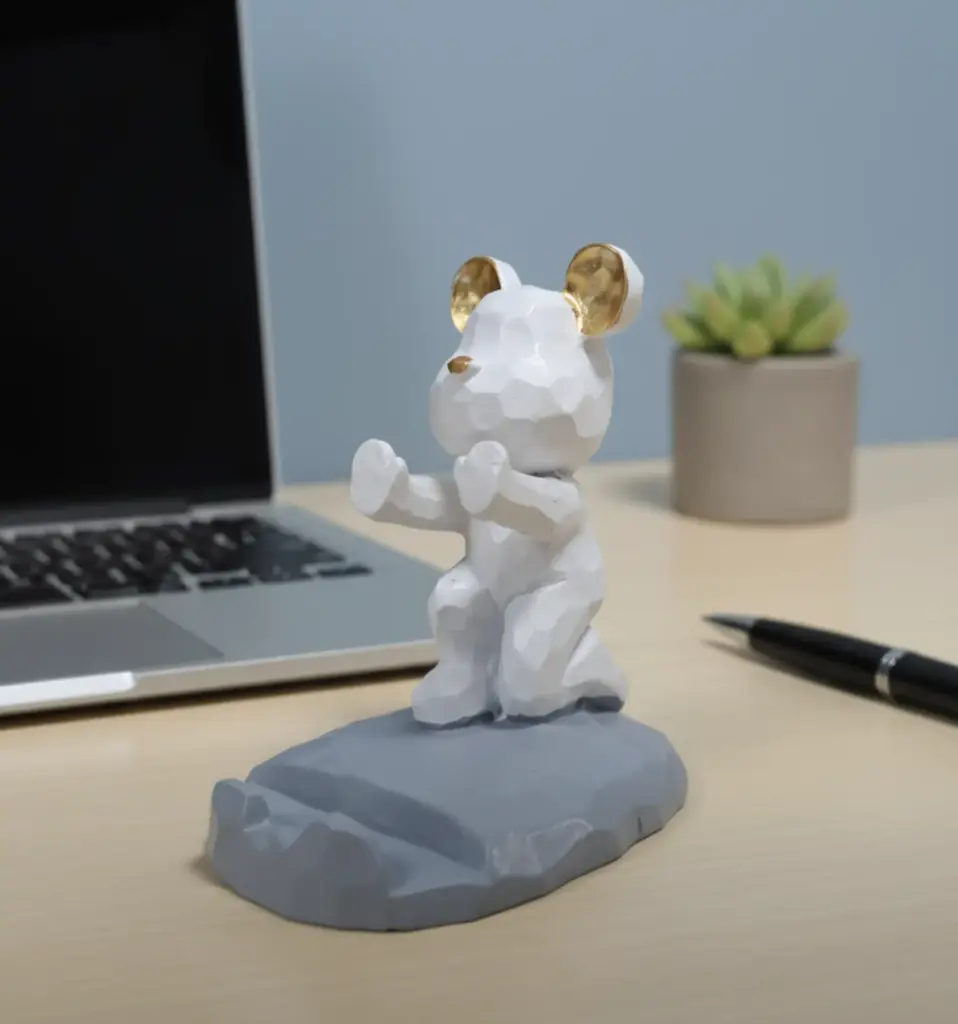 Unique Mobile Holder